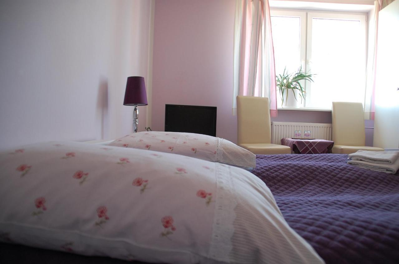 Koral Bed & Breakfast Koszalin Exterior photo